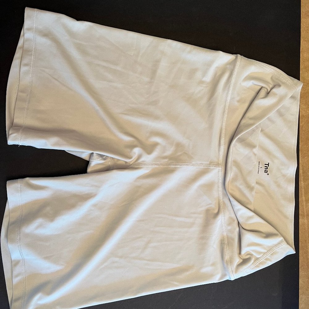 Aritizia TNA Bike Shorts